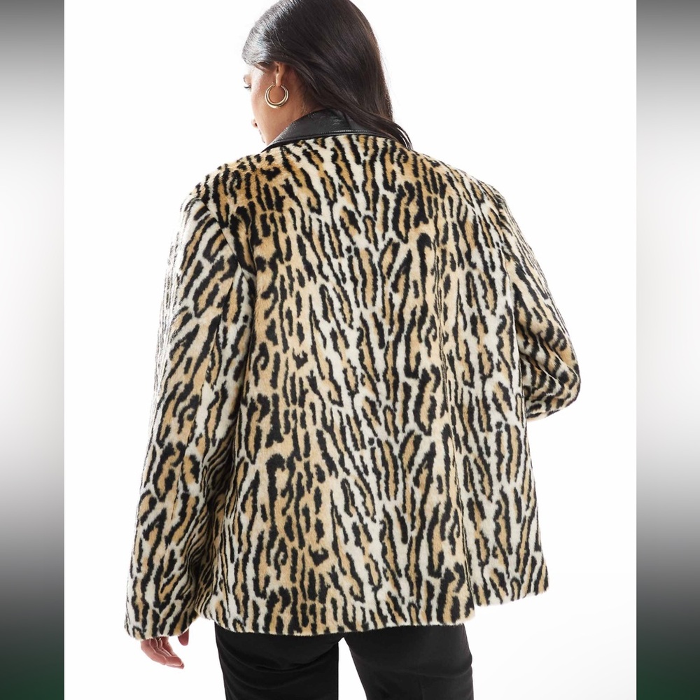 ASOS Leopard Print‎ Teddy Jacket - Picture 4 of 9